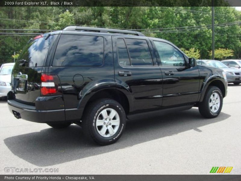 Black / Black 2009 Ford Explorer XLT