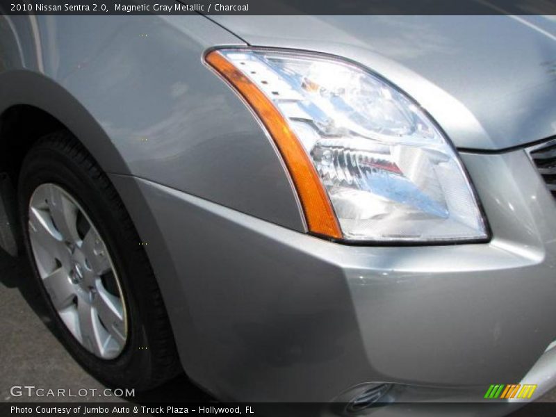 Magnetic Gray Metallic / Charcoal 2010 Nissan Sentra 2.0