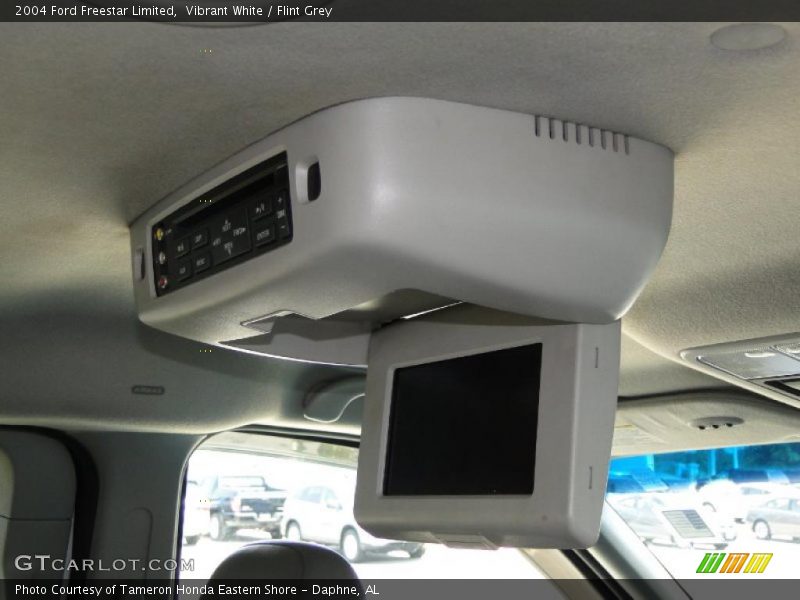 Vibrant White / Flint Grey 2004 Ford Freestar Limited