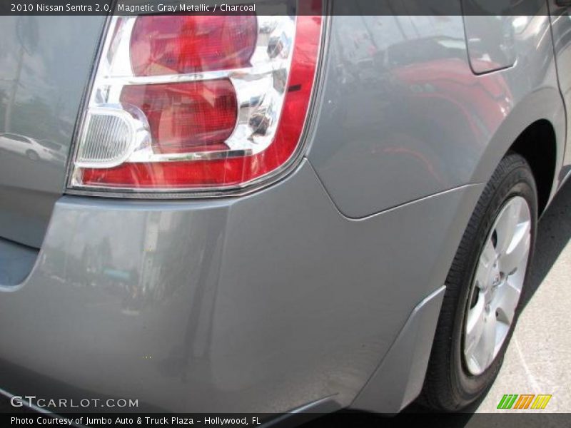 Magnetic Gray Metallic / Charcoal 2010 Nissan Sentra 2.0