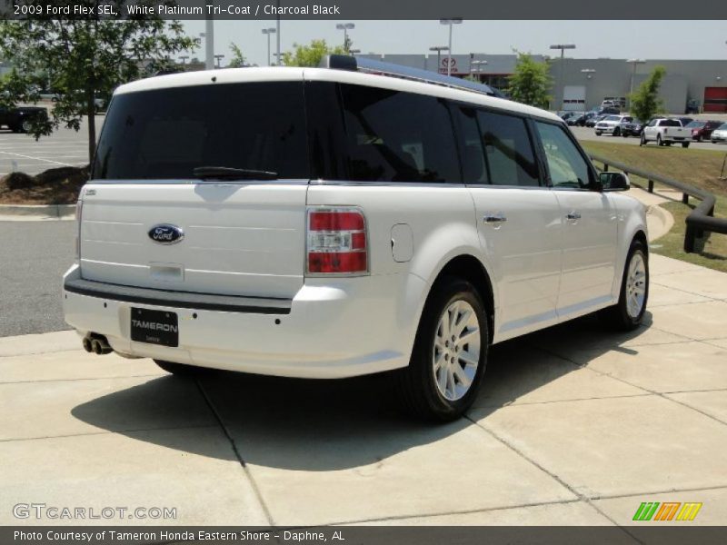 White Platinum Tri-Coat / Charcoal Black 2009 Ford Flex SEL