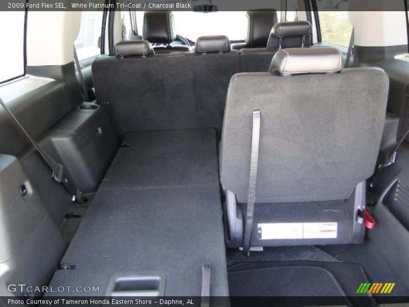 White Platinum Tri-Coat / Charcoal Black 2009 Ford Flex SEL
