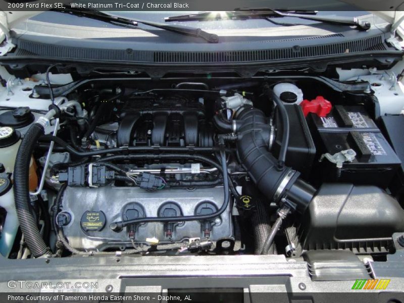 White Platinum Tri-Coat / Charcoal Black 2009 Ford Flex SEL
