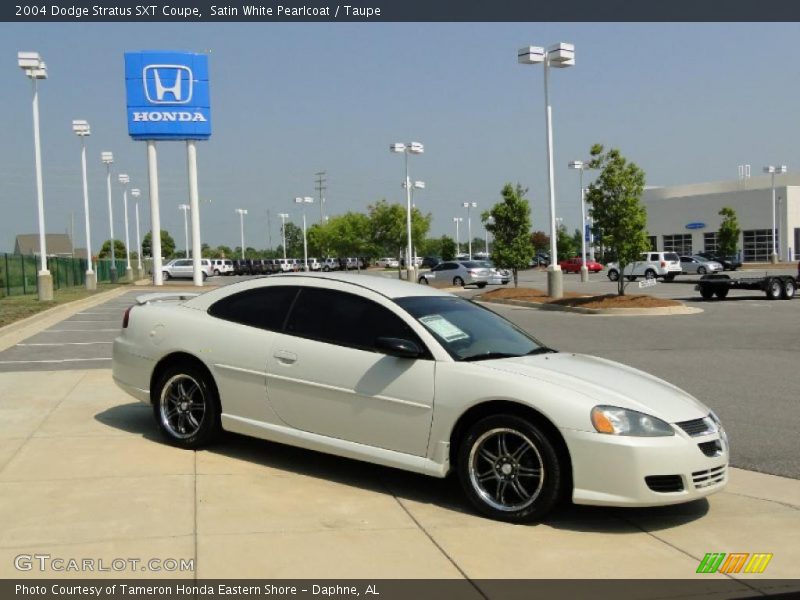 Satin White Pearlcoat / Taupe 2004 Dodge Stratus SXT Coupe