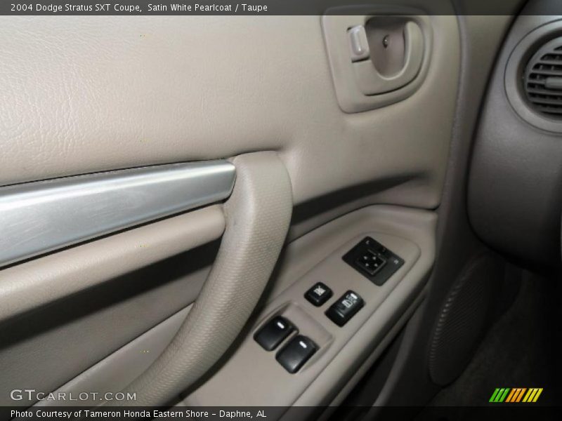Satin White Pearlcoat / Taupe 2004 Dodge Stratus SXT Coupe