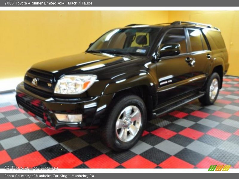 Black / Taupe 2005 Toyota 4Runner Limited 4x4