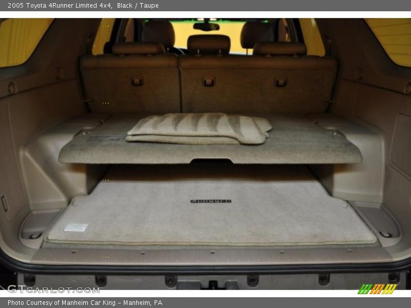 Black / Taupe 2005 Toyota 4Runner Limited 4x4