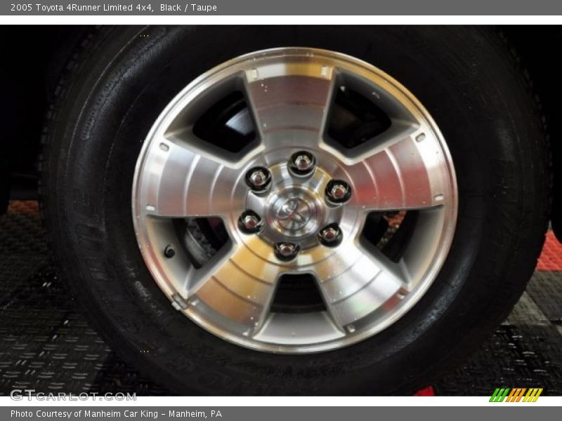 Black / Taupe 2005 Toyota 4Runner Limited 4x4