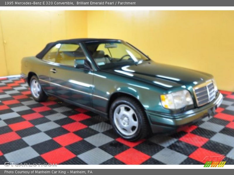 Brilliant Emerald Pearl / Parchment 1995 Mercedes-Benz E 320 Convertible
