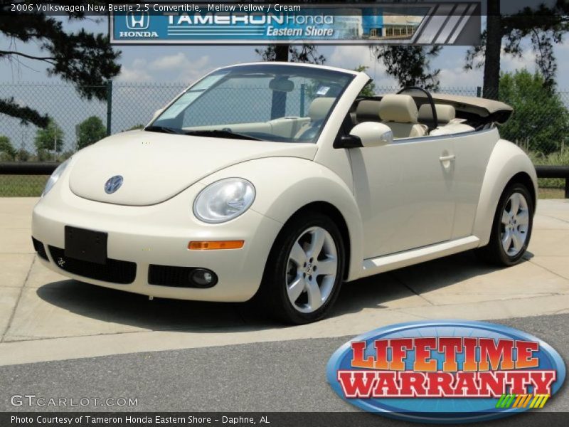 Mellow Yellow / Cream 2006 Volkswagen New Beetle 2.5 Convertible