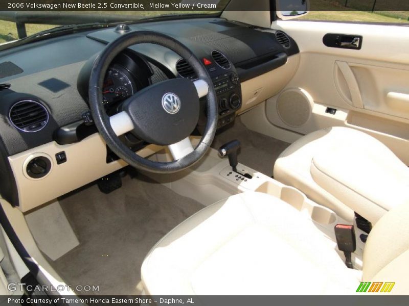 Mellow Yellow / Cream 2006 Volkswagen New Beetle 2.5 Convertible