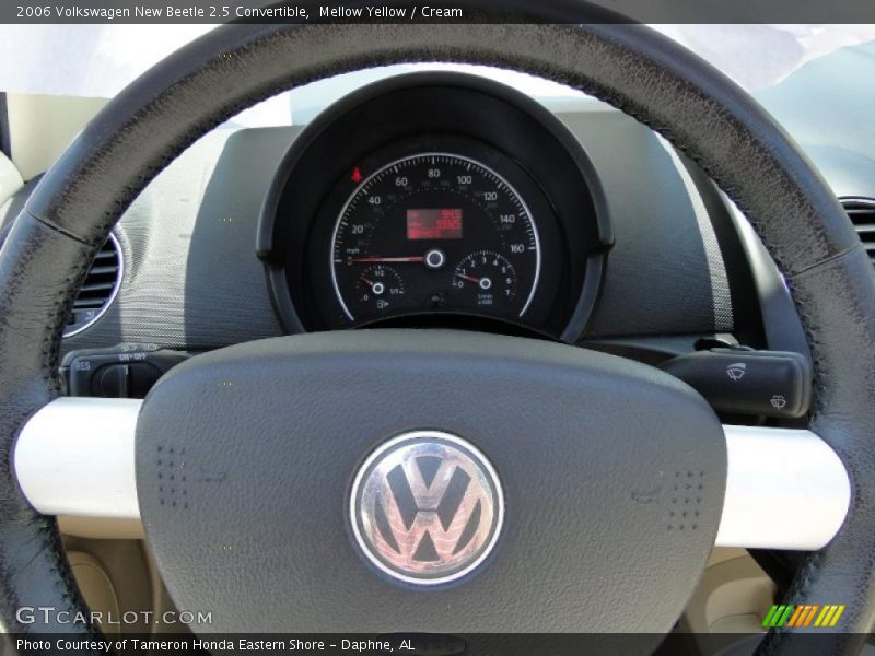 Mellow Yellow / Cream 2006 Volkswagen New Beetle 2.5 Convertible