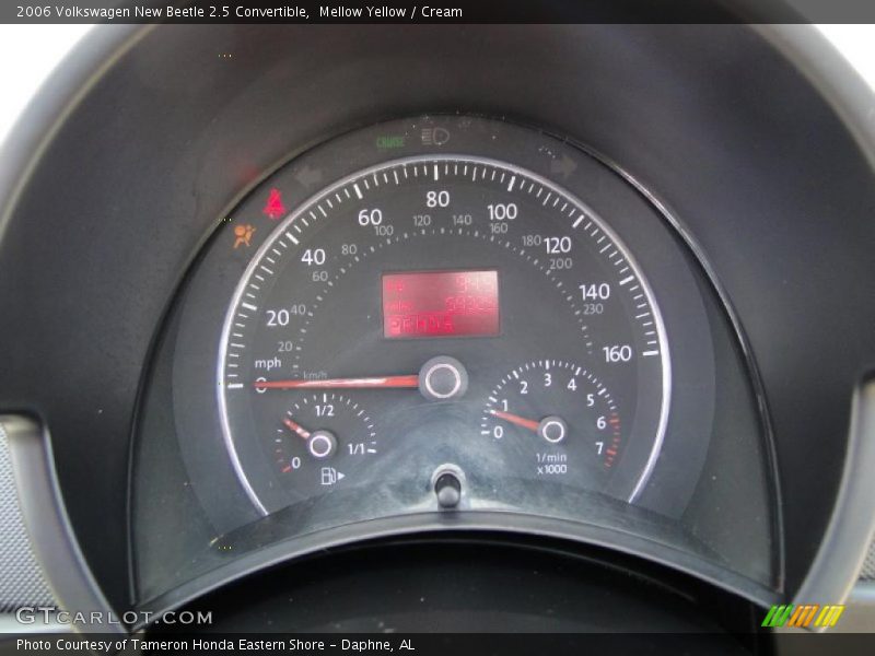 Mellow Yellow / Cream 2006 Volkswagen New Beetle 2.5 Convertible