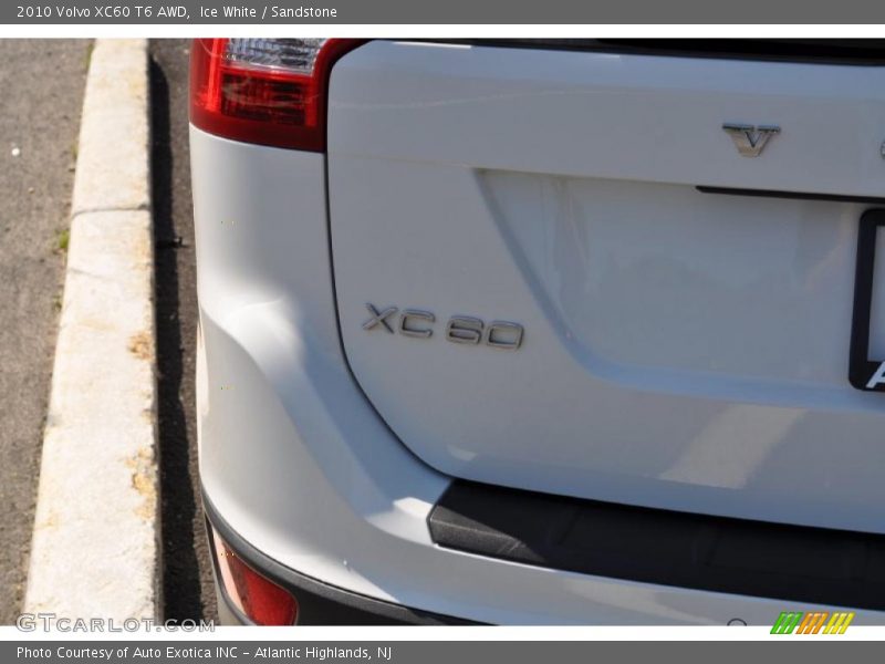 Ice White / Sandstone 2010 Volvo XC60 T6 AWD