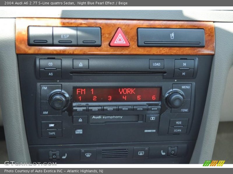Controls of 2004 A6 2.7T S-Line quattro Sedan