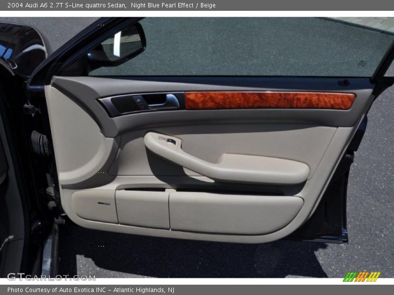Door Panel of 2004 A6 2.7T S-Line quattro Sedan