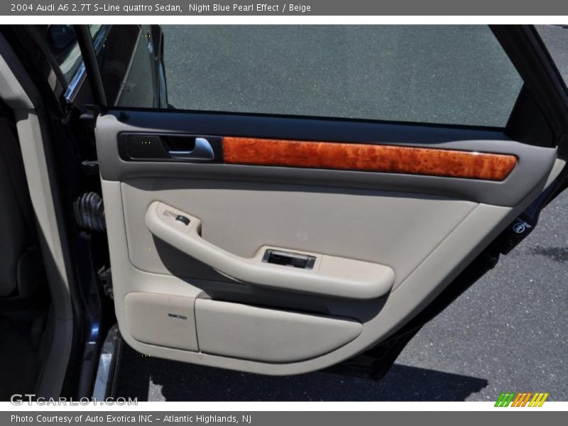 Door Panel of 2004 A6 2.7T S-Line quattro Sedan