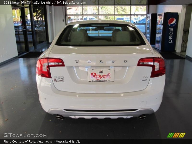 Ice White / Soft Beige/Sandstone 2011 Volvo S60 T6 AWD