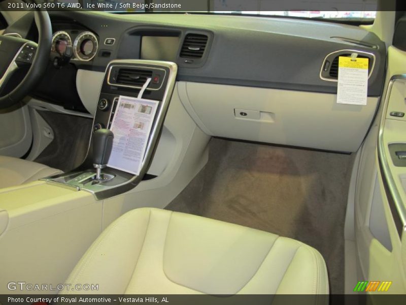 Ice White / Soft Beige/Sandstone 2011 Volvo S60 T6 AWD