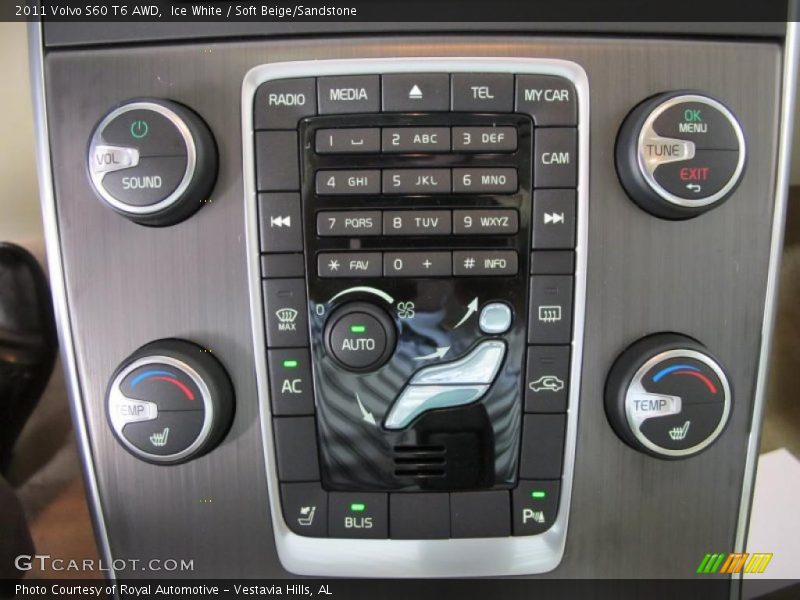 Ice White / Soft Beige/Sandstone 2011 Volvo S60 T6 AWD