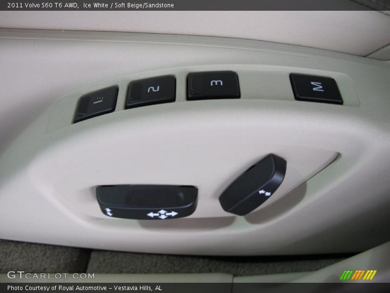 Ice White / Soft Beige/Sandstone 2011 Volvo S60 T6 AWD