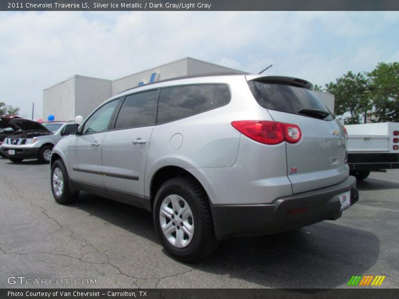 Silver Ice Metallic / Dark Gray/Light Gray 2011 Chevrolet Traverse LS
