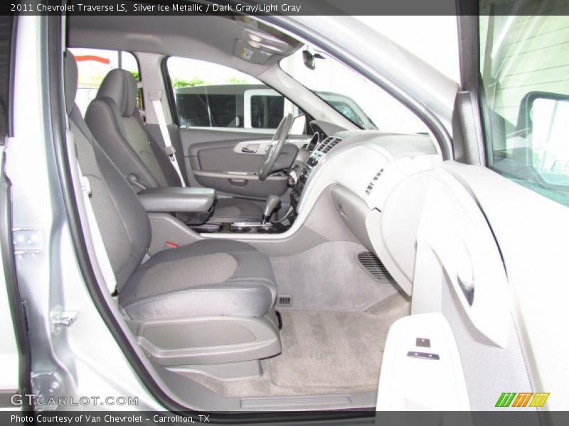 Silver Ice Metallic / Dark Gray/Light Gray 2011 Chevrolet Traverse LS