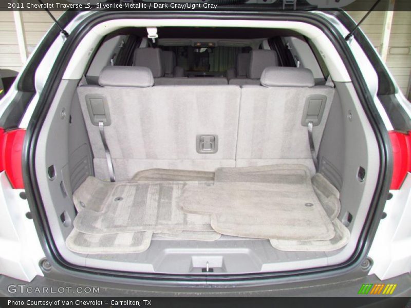 Silver Ice Metallic / Dark Gray/Light Gray 2011 Chevrolet Traverse LS
