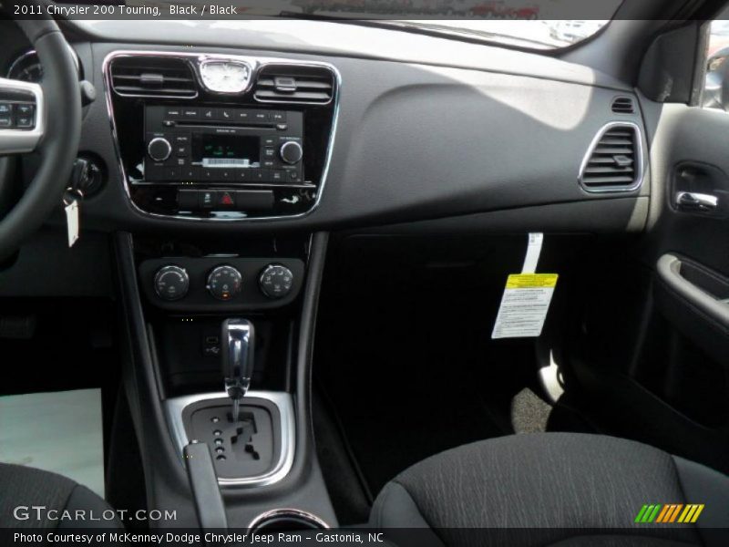 Black / Black 2011 Chrysler 200 Touring