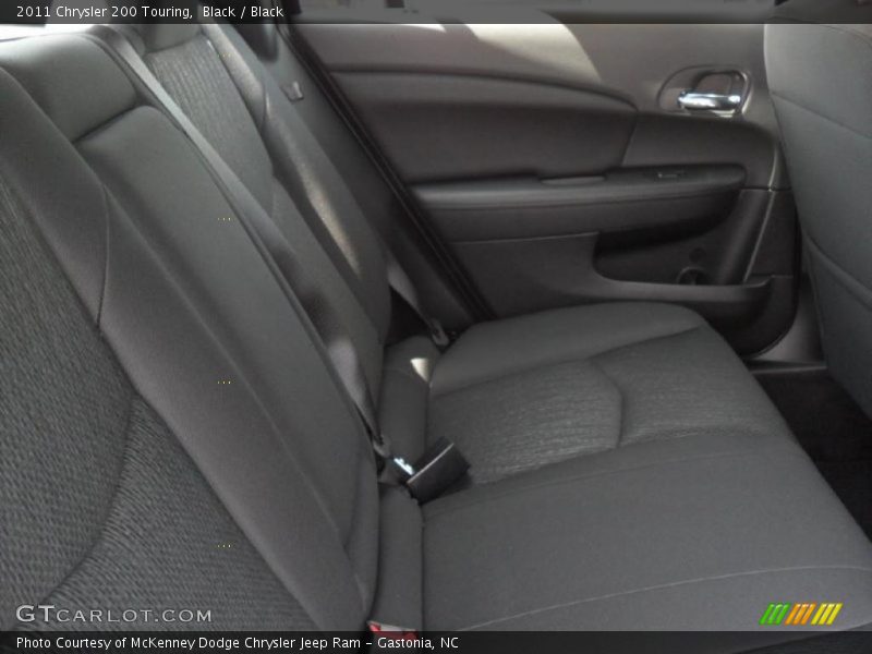 Black / Black 2011 Chrysler 200 Touring