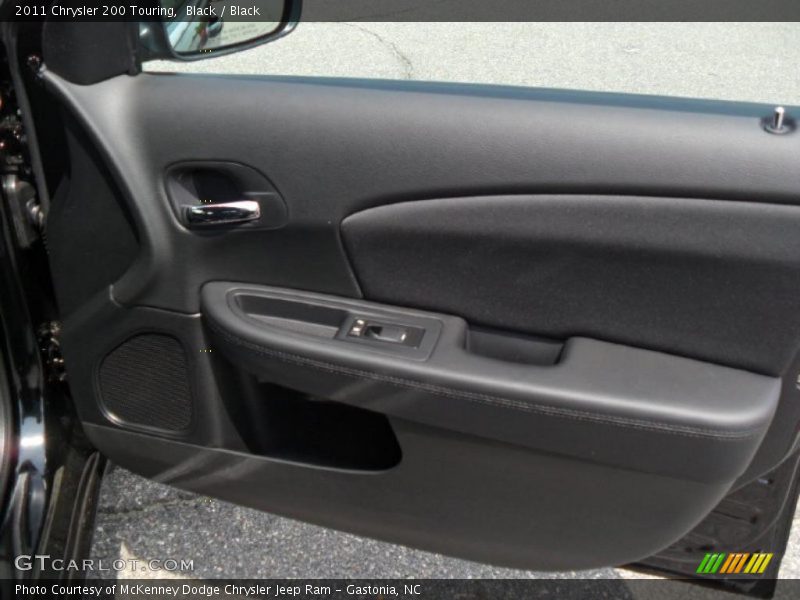 Black / Black 2011 Chrysler 200 Touring