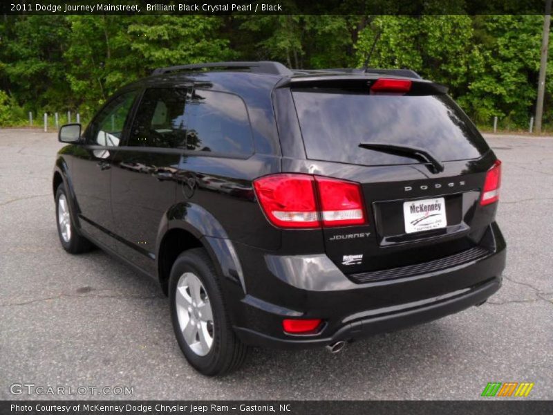 Brilliant Black Crystal Pearl / Black 2011 Dodge Journey Mainstreet