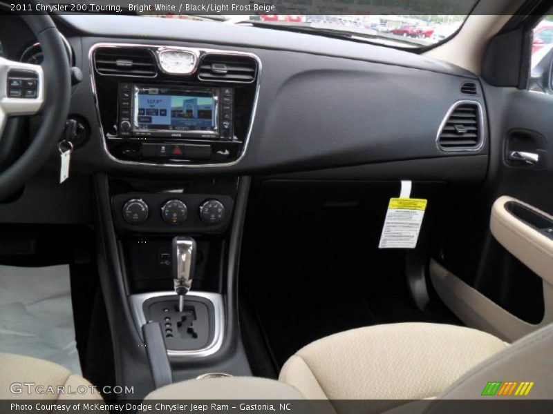 Bright White / Black/Light Frost Beige 2011 Chrysler 200 Touring