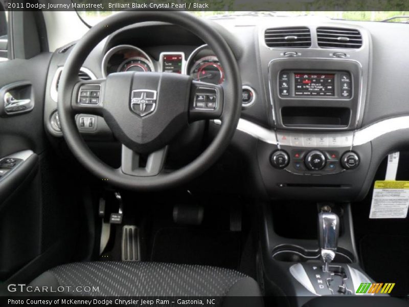 Brilliant Black Crystal Pearl / Black 2011 Dodge Journey Mainstreet