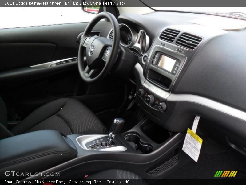 Brilliant Black Crystal Pearl / Black 2011 Dodge Journey Mainstreet