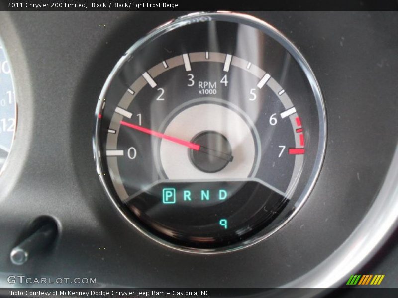 Black / Black/Light Frost Beige 2011 Chrysler 200 Limited
