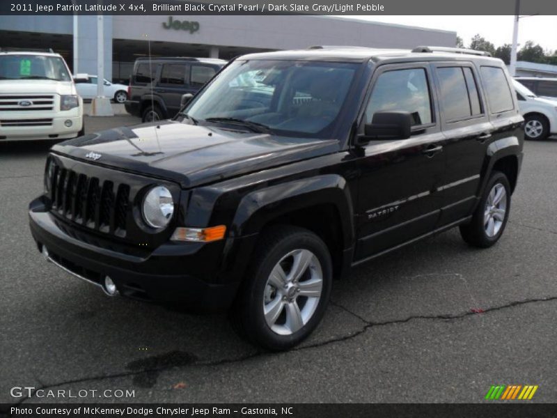 Brilliant Black Crystal Pearl / Dark Slate Gray/Light Pebble 2011 Jeep Patriot Latitude X 4x4