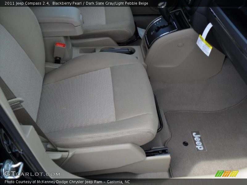 Blackberry Pearl / Dark Slate Gray/Light Pebble Beige 2011 Jeep Compass 2.4
