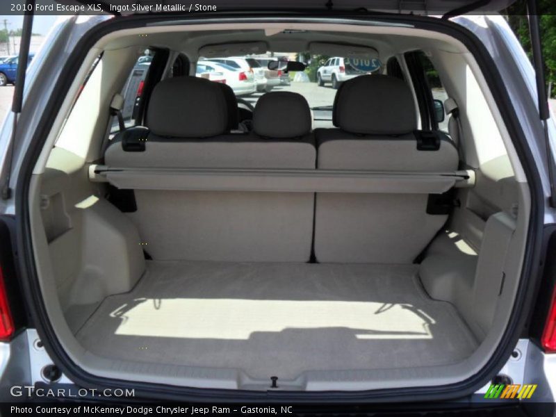 Ingot Silver Metallic / Stone 2010 Ford Escape XLS