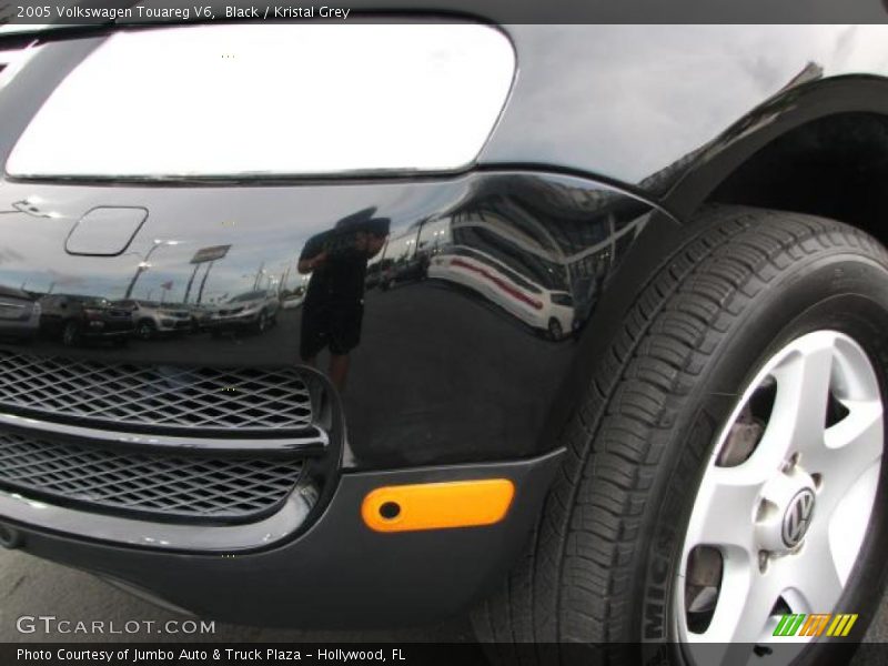 Black / Kristal Grey 2005 Volkswagen Touareg V6