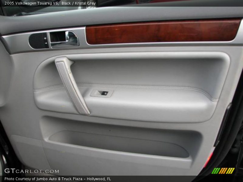 Black / Kristal Grey 2005 Volkswagen Touareg V6