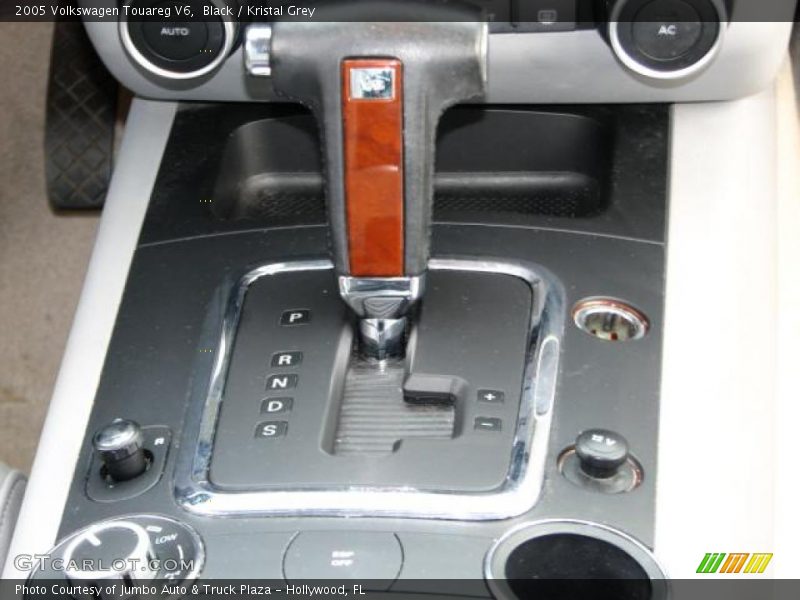 Black / Kristal Grey 2005 Volkswagen Touareg V6
