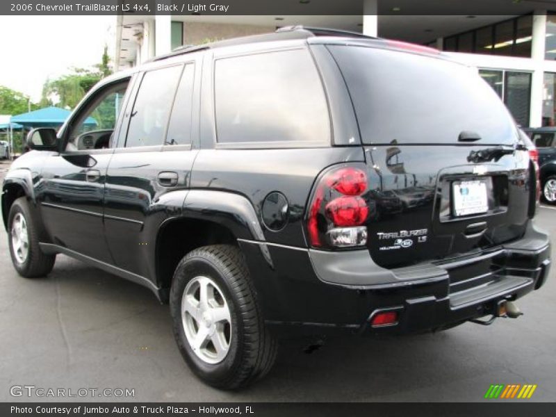 Black / Light Gray 2006 Chevrolet TrailBlazer LS 4x4
