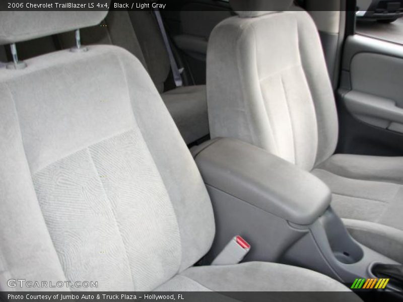 Black / Light Gray 2006 Chevrolet TrailBlazer LS 4x4