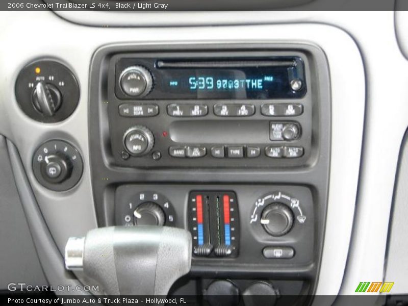 Black / Light Gray 2006 Chevrolet TrailBlazer LS 4x4