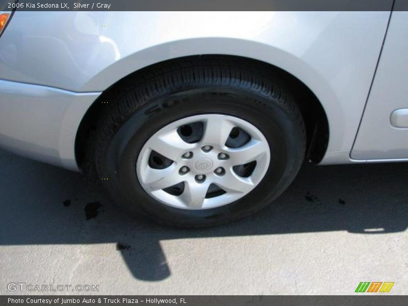 Silver / Gray 2006 Kia Sedona LX