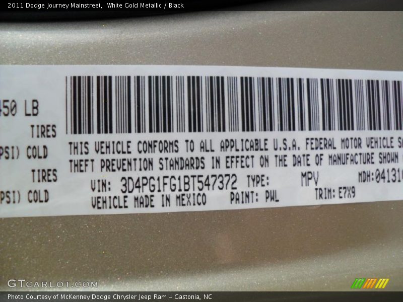 White Gold Metallic / Black 2011 Dodge Journey Mainstreet