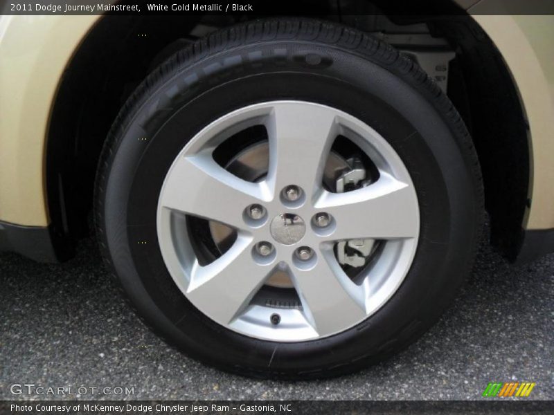 White Gold Metallic / Black 2011 Dodge Journey Mainstreet