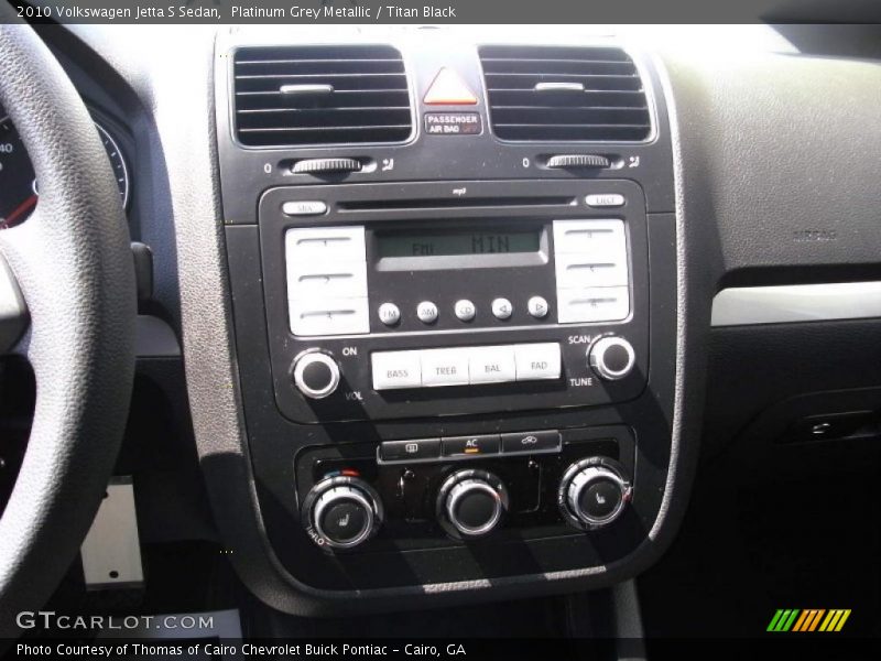 Platinum Grey Metallic / Titan Black 2010 Volkswagen Jetta S Sedan
