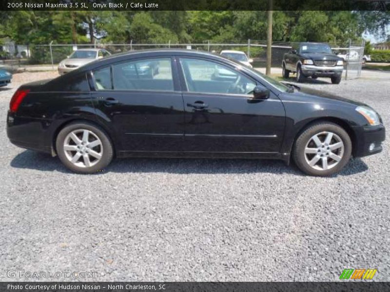 Onyx Black / Cafe Latte 2006 Nissan Maxima 3.5 SL